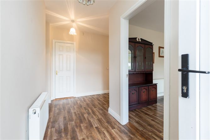 6 Watchouse Village, Clonegal, Co. Wexford