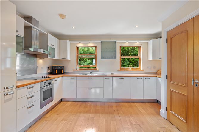 Apartment 24, Estuary Court, Rochestown Road, Rochestown, Cork City