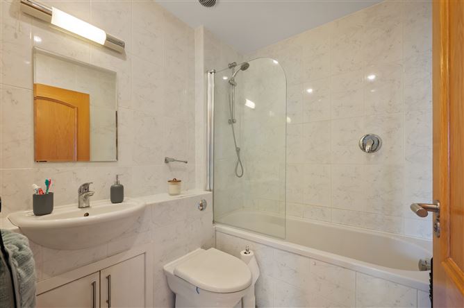 Apartment 24, Estuary Court, Rochestown Road, Rochestown, Cork City