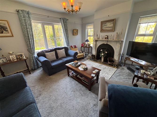 https://photos-a.propertyimages.ie/media/6/5/2/4947256/d330bd19-96fe-4182-b06c-edfc0a9003f0_l.jpg