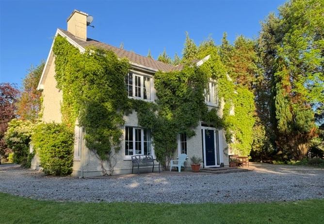 https://photos-a.propertyimages.ie/media/6/5/2/4947256/d330bd19-96fe-4182-b06c-edfc0a9003f0_l.jpg