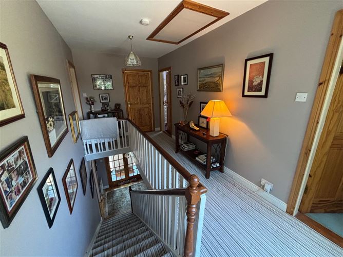 https://photos-a.propertyimages.ie/media/6/5/2/4947256/d330bd19-96fe-4182-b06c-edfc0a9003f0_l.jpg