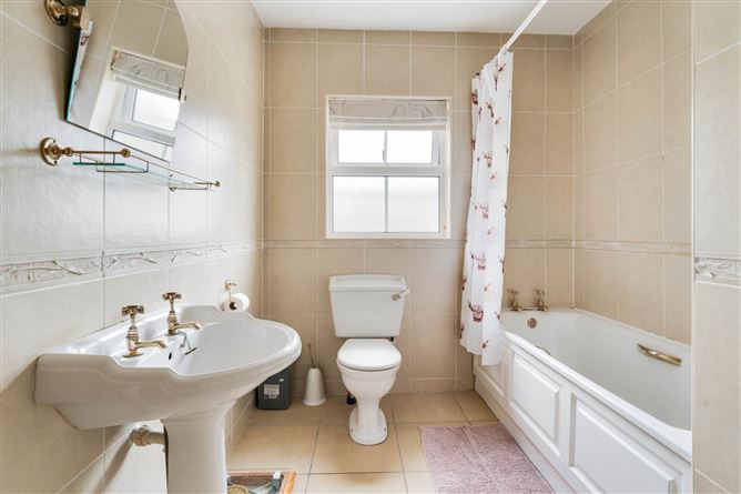 8 Killygarvan Lower, Rathmullan, Letterkenny, County Donegal
