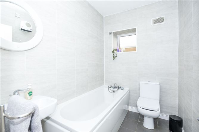 16 Woodlands Park, Ratoath, Co. Meath