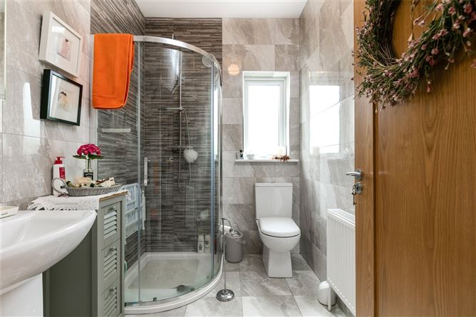 4 Lakeview, Broadway, Our Ladys Island, Co. Wexford