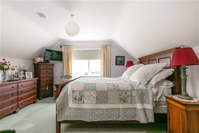 4 Lakeview, Broadway, Our Ladys Island, Co. Wexford