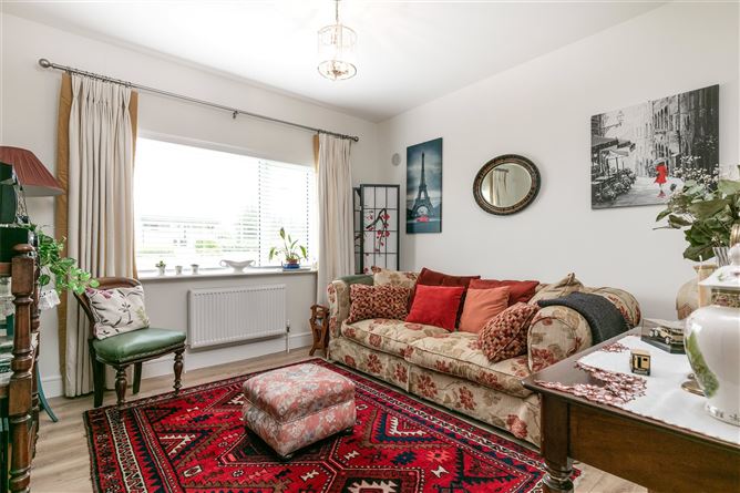 4 Lakeview, Broadway, Our Ladys Island, Co. Wexford