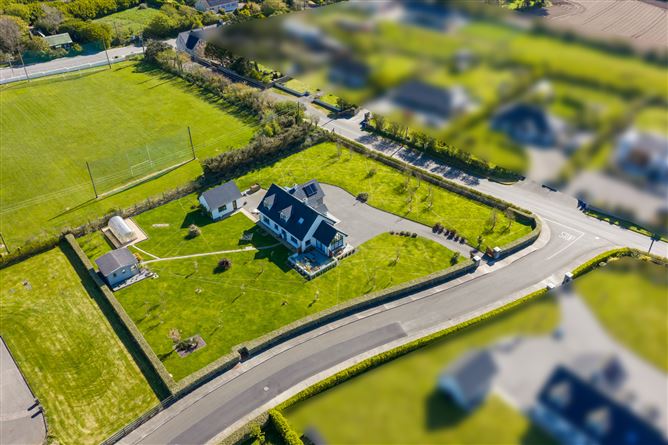 4 Lakeview, Broadway, Our Ladys Island, Co. Wexford