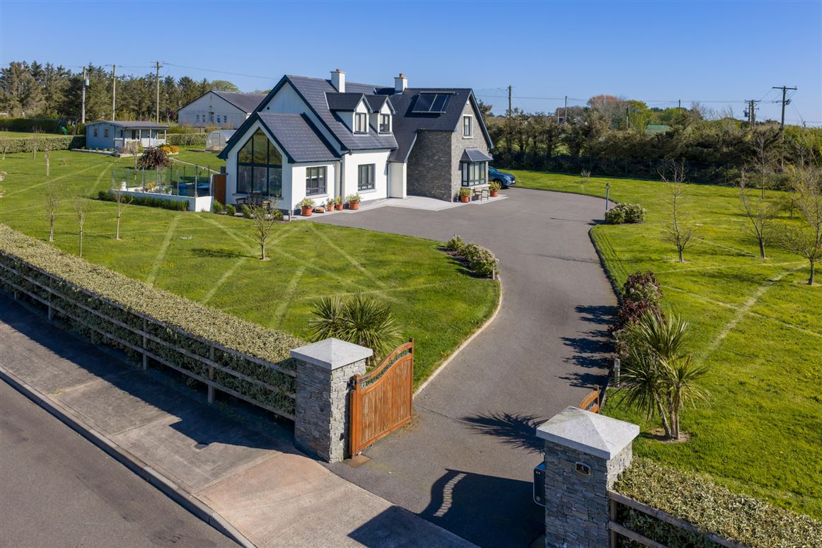 4 Lakeview, Broadway, Our Ladys Island, Co. Wexford