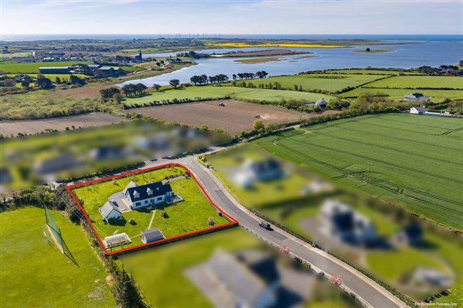 4 Lakeview, Broadway, Our Ladys Island, Co. Wexford
