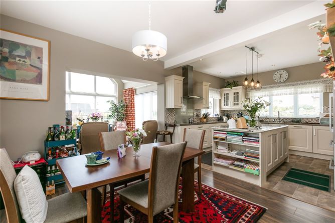 4 Lakeview, Broadway, Our Ladys Island, Co. Wexford