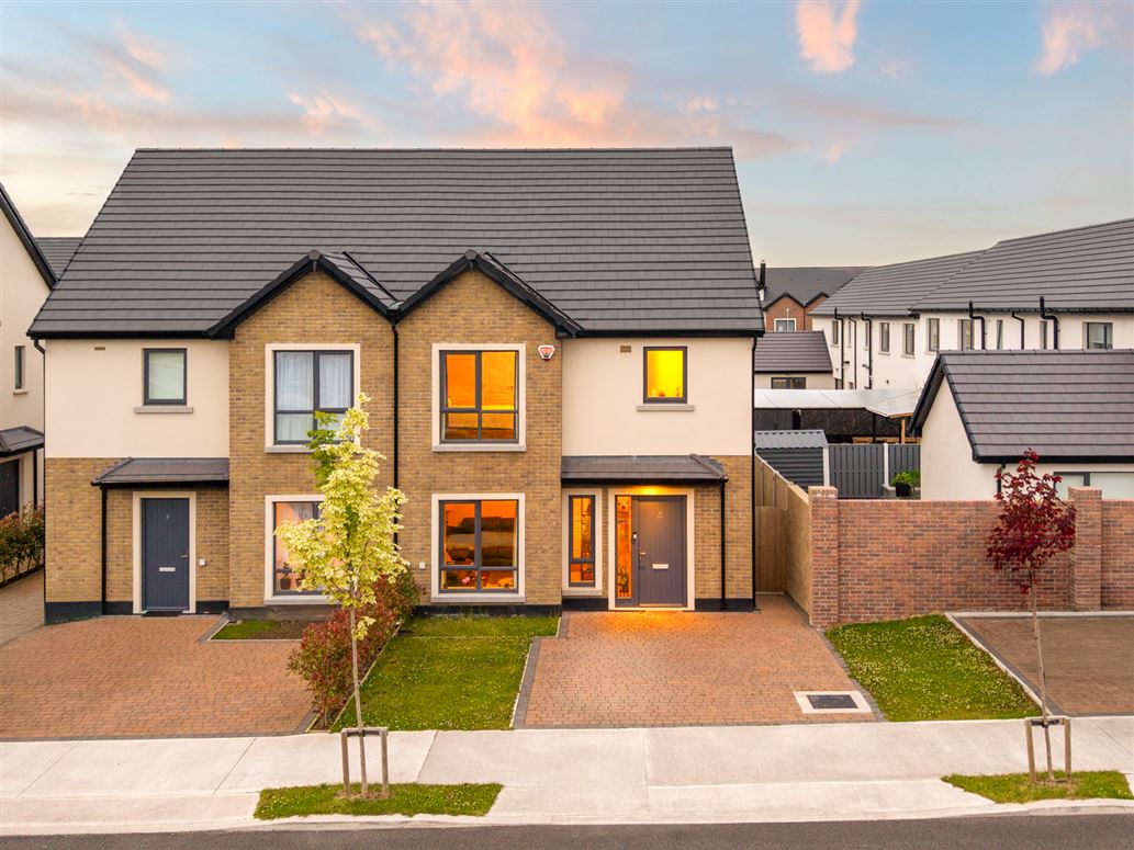 11 Blackrath Vale, Athgarvan, Newbridge, Co. Kildare