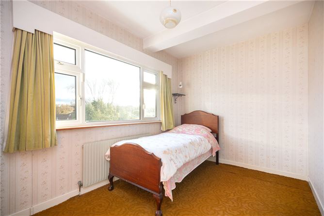 34 Woodbine Park, Booterstown, Co. Dublin
