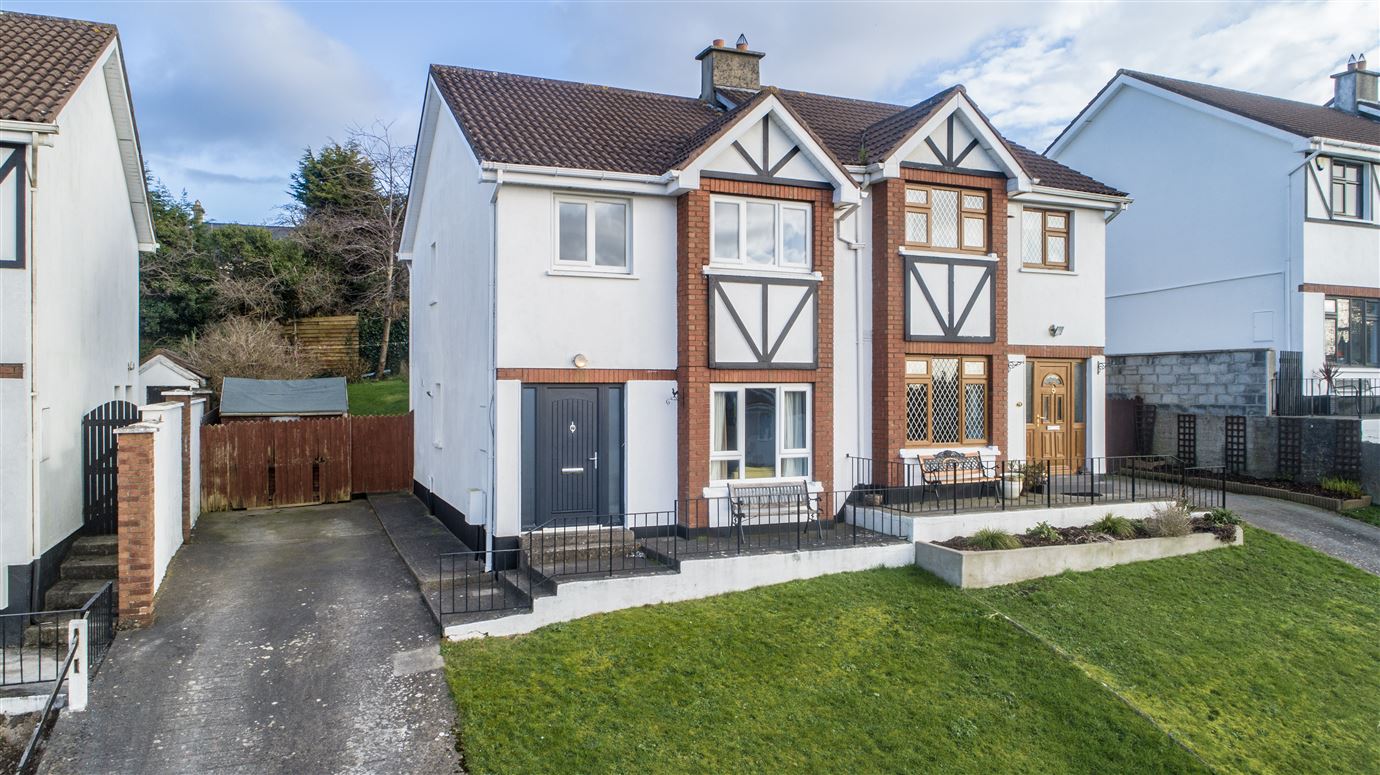 No. 18 College Court, Waterford City, Waterford Halley Grace