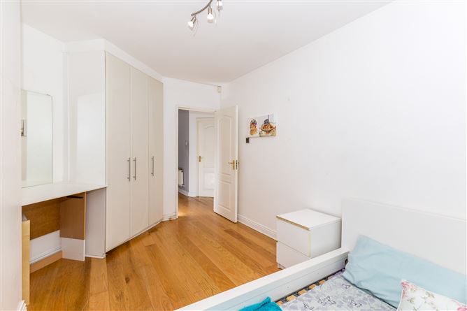 17 Castleview Grove, Swords, County Dublin