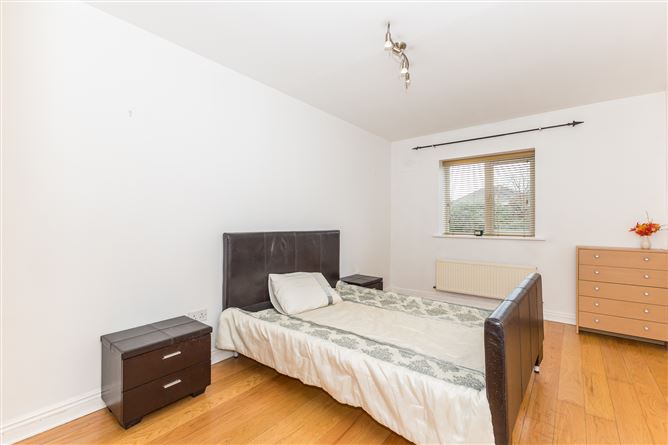 17 Castleview Grove, Swords, County Dublin