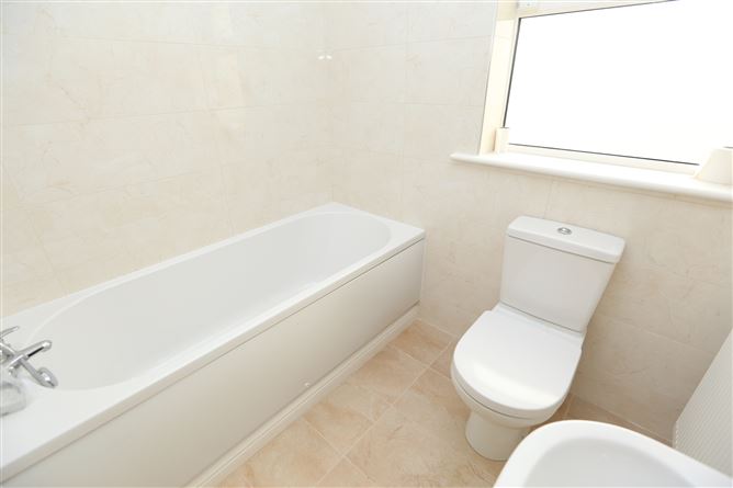 20 The Downs, Whitefield Manor, Bettytown, Co. Meath
