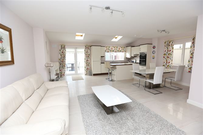 20 The Downs, Whitefield Manor, Bettytown, Co. Meath