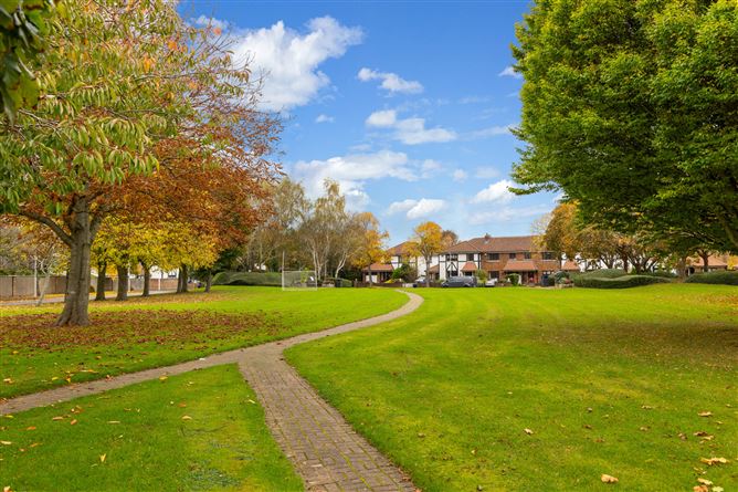 104 Tudor Lawns, Foxrock, Dublin 18