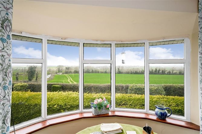 Robins Nest, Lobinstown, Navan, County Meath