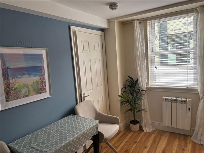 https://photos-a.propertyimages.ie/media/6/5/3/5000356/f6fb5b72-ad4a-445c-b146-b515b2f5a836_l.jpg