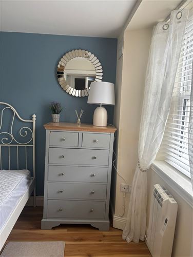 https://photos-a.propertyimages.ie/media/6/5/3/5000356/f6fb5b72-ad4a-445c-b146-b515b2f5a836_l.jpg