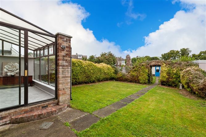 31 Santry Close, Santry, Dublin 9