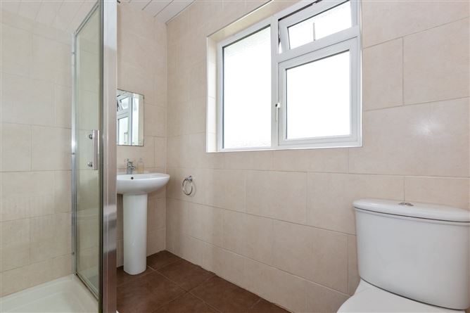 31 Santry Close, Santry, Dublin 9