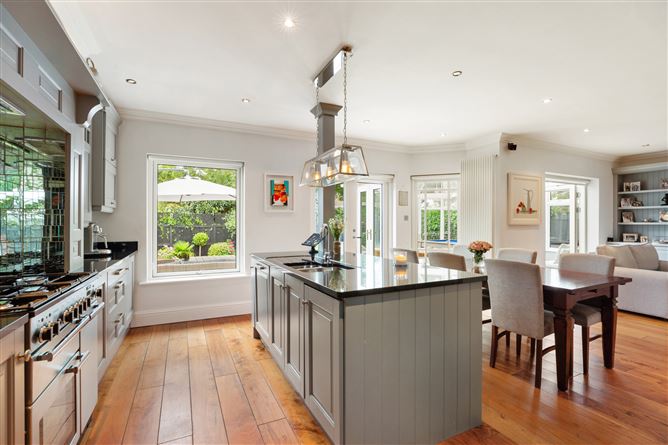 10 Brighton Avenue, Foxrock, Dublin 18
