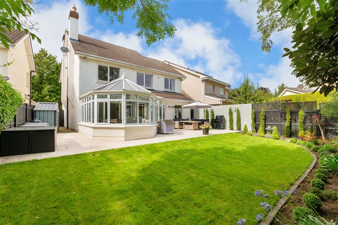 10 Brighton Avenue, Foxrock, Dublin 18