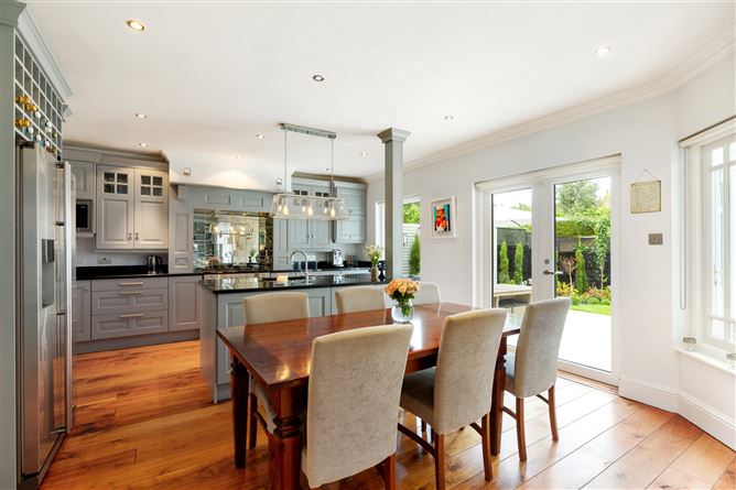 10 Brighton Avenue, Foxrock, Dublin 18