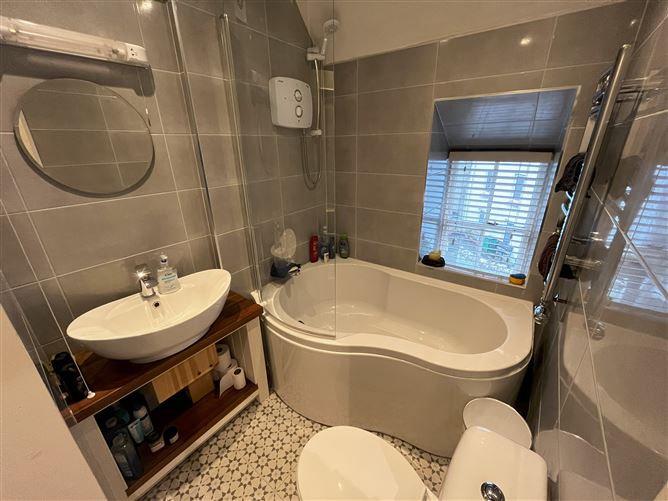 Bluebell Cottage, 7 High Street, Inistioge, Kilkenny
