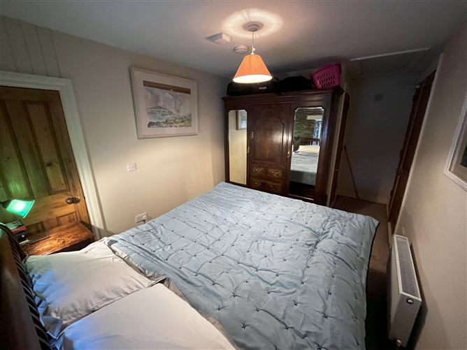 Bluebell Cottage, 7 High Street, Inistioge, Kilkenny