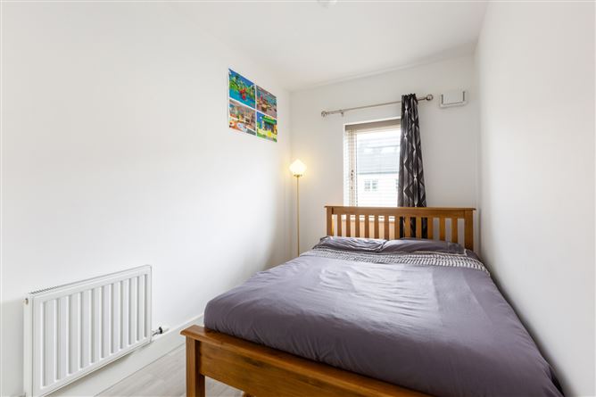 6 Shackleton Vale, Lucan, Co. Dublin