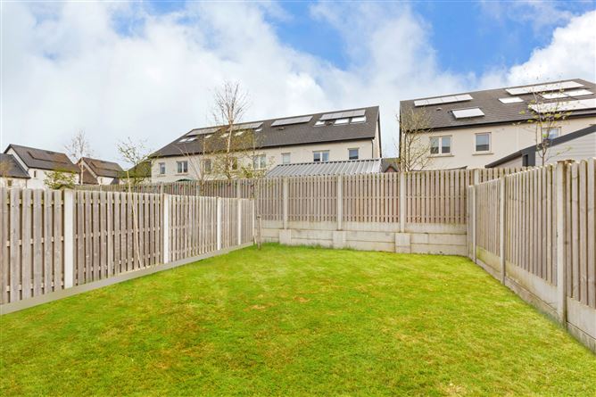 6 Shackleton Vale, Lucan, Co. Dublin