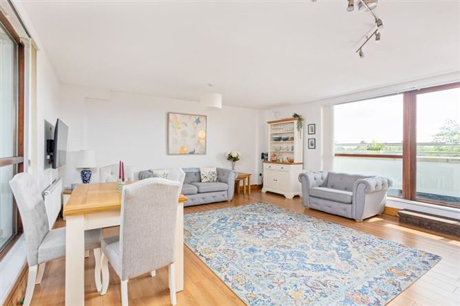 4 Castlegate Square, Adamstown, Lucan, Dublin