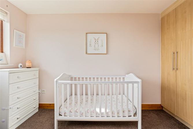 4 Castlegate Square, Adamstown, Lucan, Dublin