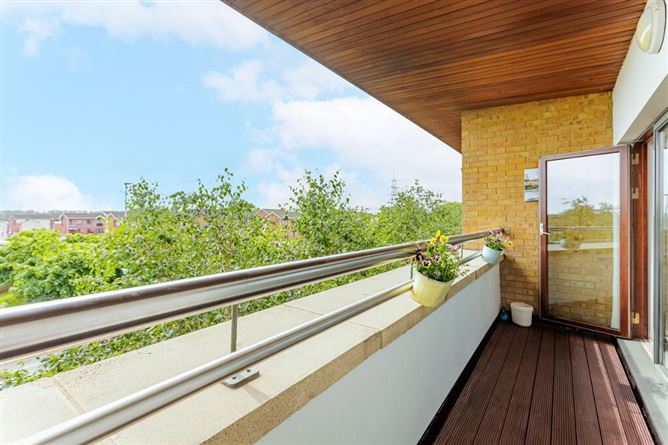 4 Castlegate Square, Adamstown, Lucan, Dublin