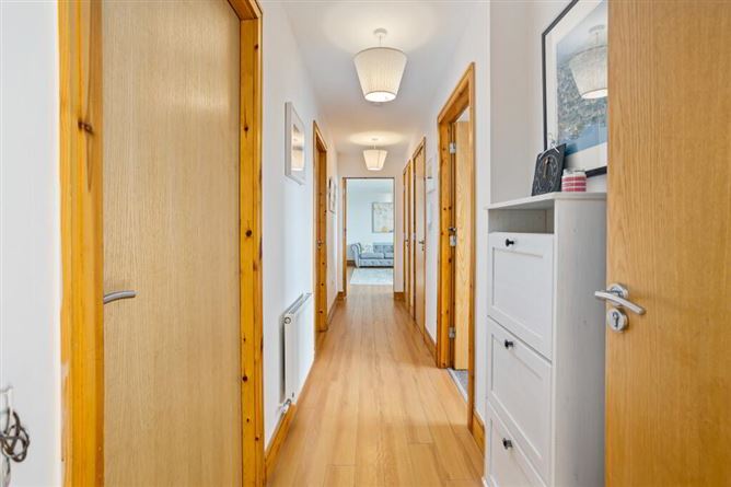 4 Castlegate Square, Adamstown, Lucan, Dublin