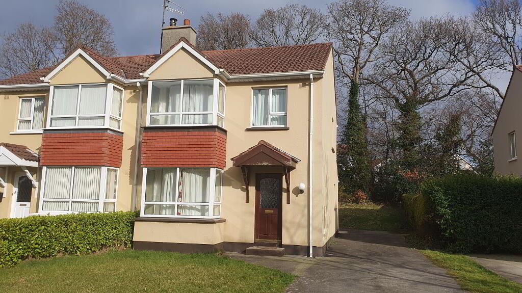 6 Whitethorn Grove, Letterkenny, Donegal