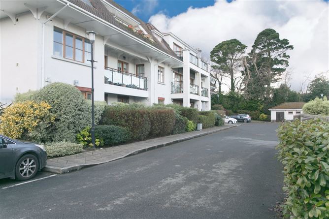 47 Cairnbrook Avenue, Carrickmines, Dublin 18