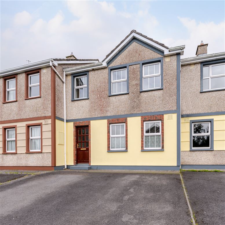 4 Harbour Village, The Quay, Westport, Mayo