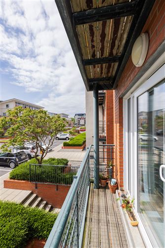 Photo 6 of 24 — 319 Premier Square, Finglas Road, Finglas, Dublin 11