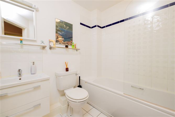 Photo 16 of 24 — 319 Premier Square, Finglas Road, Finglas, Dublin 11