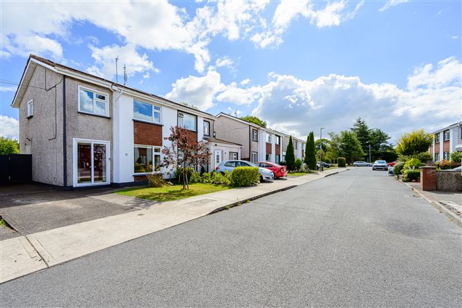 No 12 Ashgrove Lawn, Carrigaline, Co. Cork