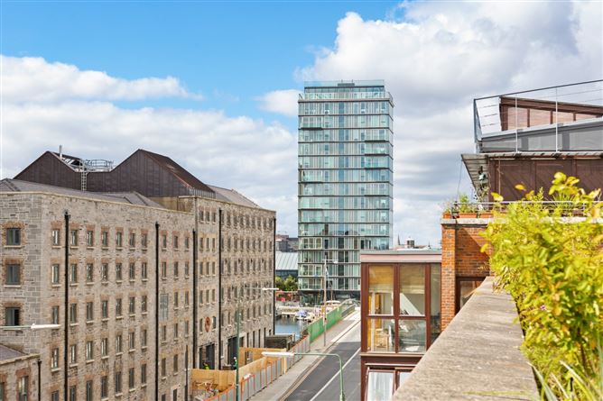 14 The Waterside, Charlotte Quay, Grand Canal Dock, Dublin 4
