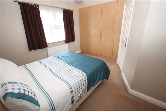 102 Carrig Court, Citywest, Dublin 24
