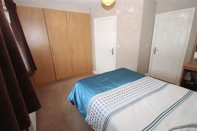 102 Carrig Court, Citywest, Dublin 24