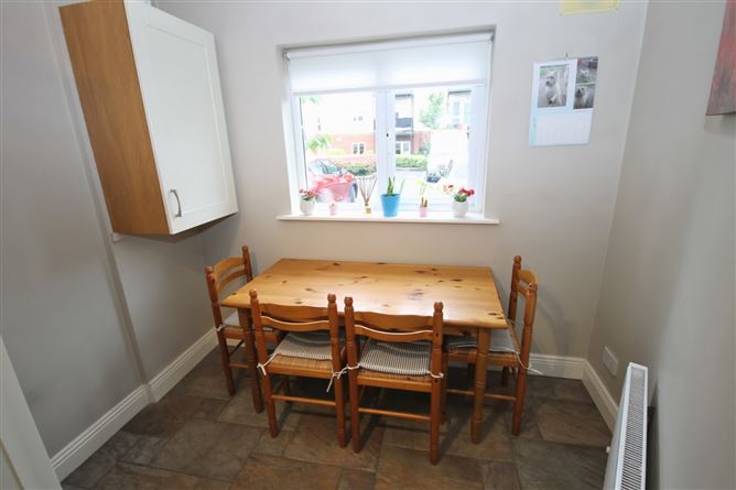 102 Carrig Court, Citywest, Dublin 24