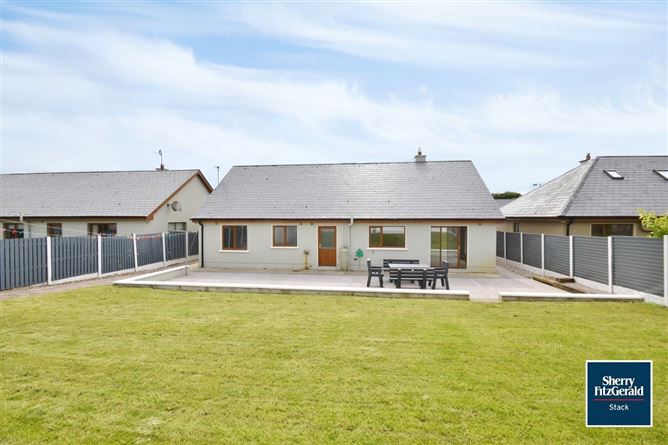 43 Kenny Heights, Listowel, Co. Kerry